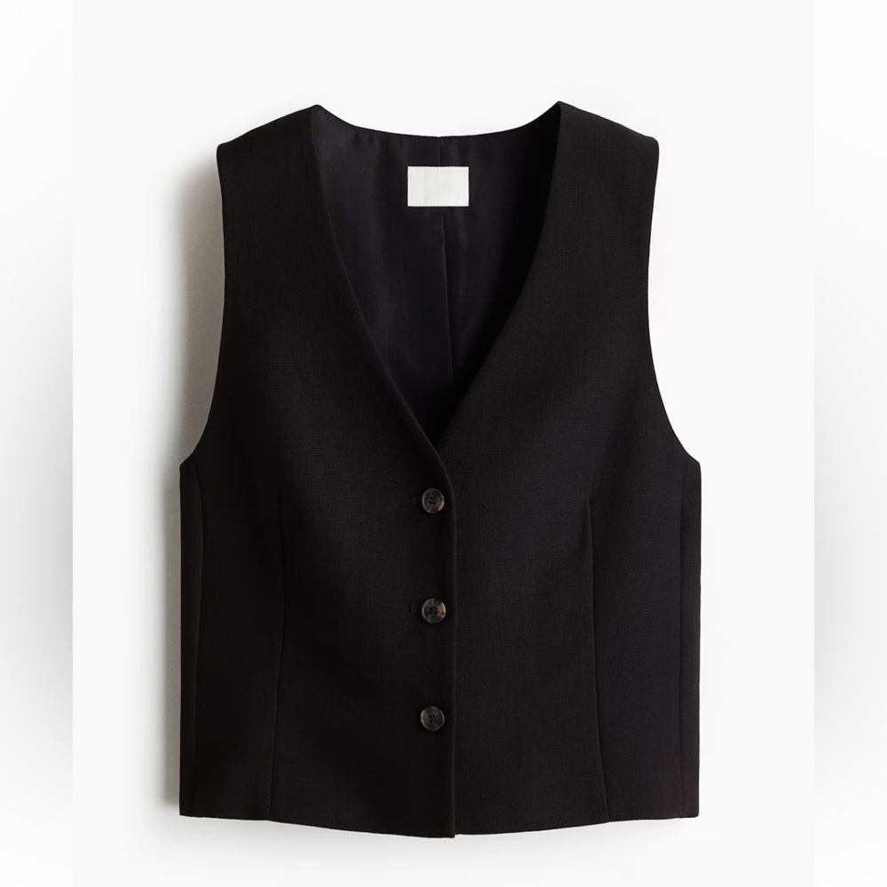 NWOT - H&M Short (Cropped) Vest - Picture 4 of 7